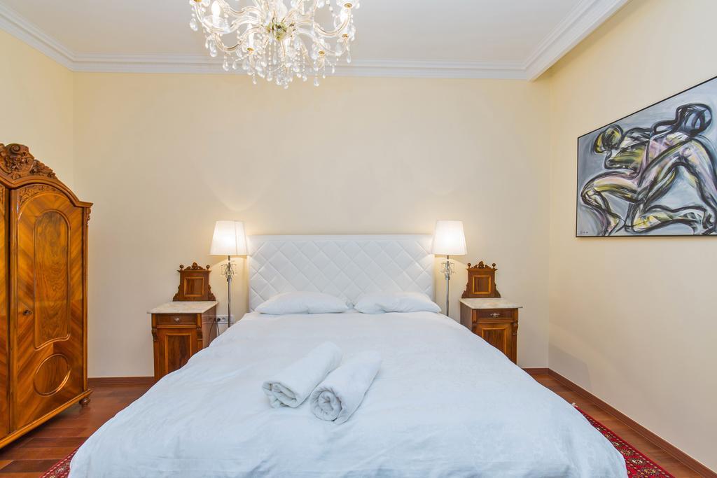 Luxury Seafront Apartment Banje Ragusa Esterno foto