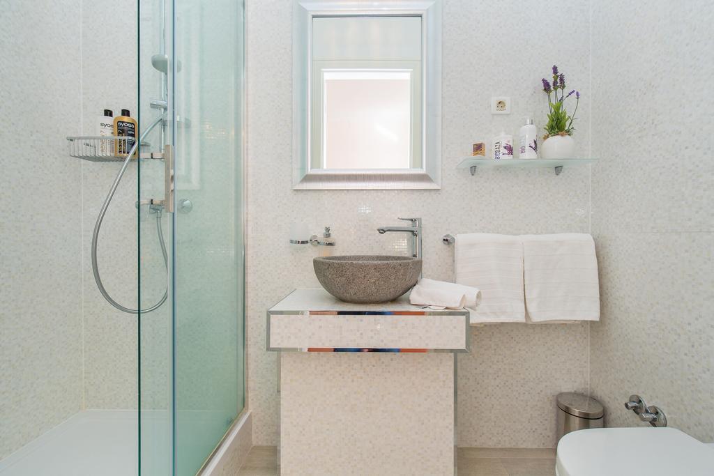 Luxury Seafront Apartment Banje Ragusa Esterno foto
